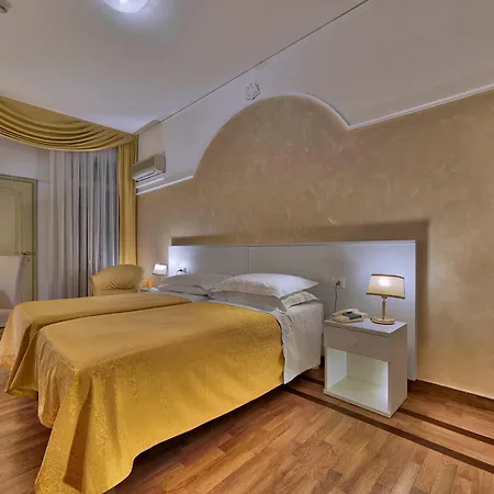 فندق Terme Patria 3*